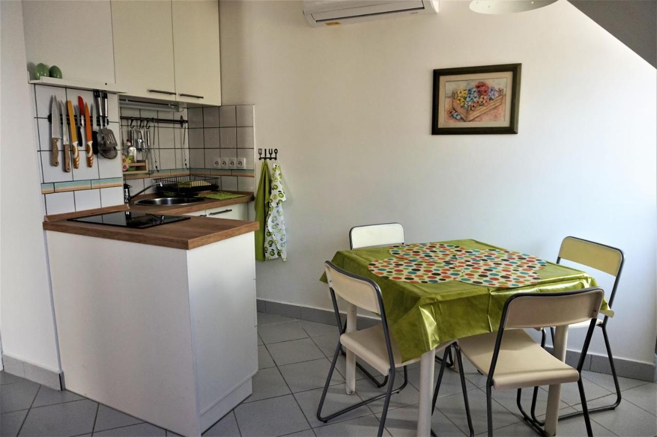 Apartament Nefelejcs Apartmanhaz Gyenesdiás Zewnętrze zdjęcie